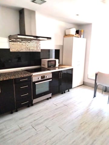 5 makuuhuone Paritalo myytävänä paikassa Puerto Banus, Marbella mukana uima-altaan 
autotalli - 1 365 000 € (Ref: 9274849)