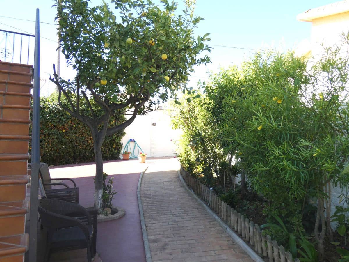 5 soverom Villa til salgs i Marbella - € 950 000 (Ref: 9274854)