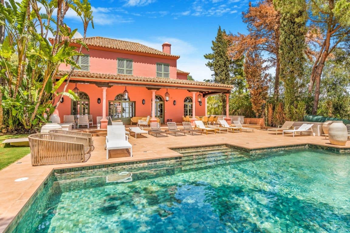 6 soverom Villa til salgs i Marbella med svømmebasseng garasje - € 5 400 000 (Ref: 9274871)