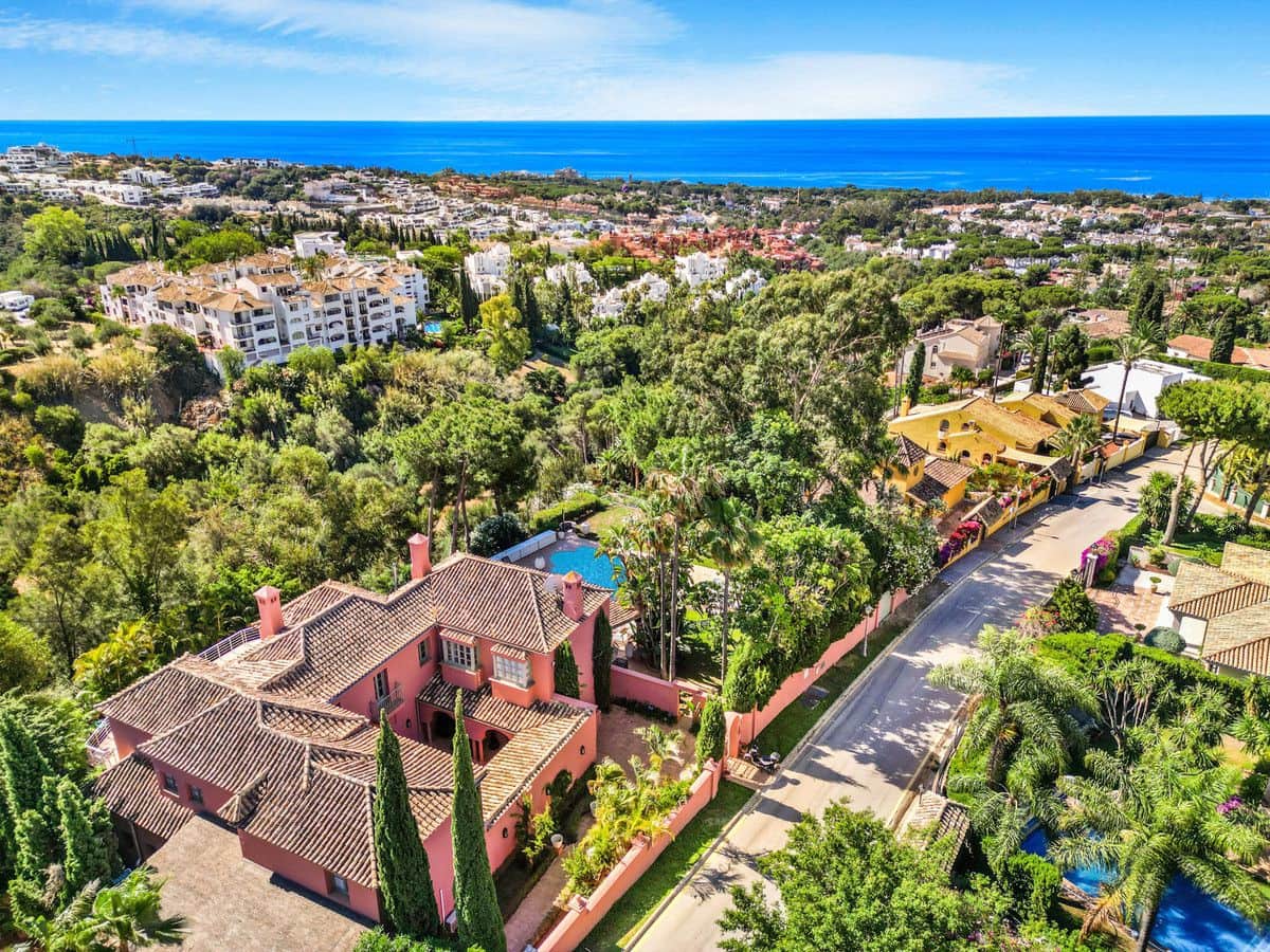 6 soverom Villa til salgs i Marbella med svømmebasseng garasje - € 5 400 000 (Ref: 9274871)