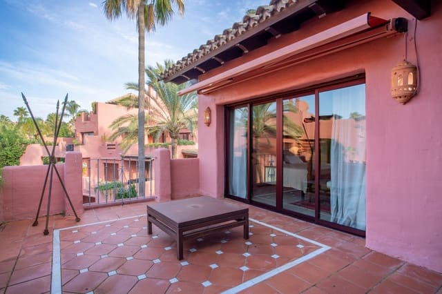 3 soverom Penthouse til salgs i Bel-Air, Estepona med svømmebasseng garasje - € 1 800 000 (Ref: 9274873)