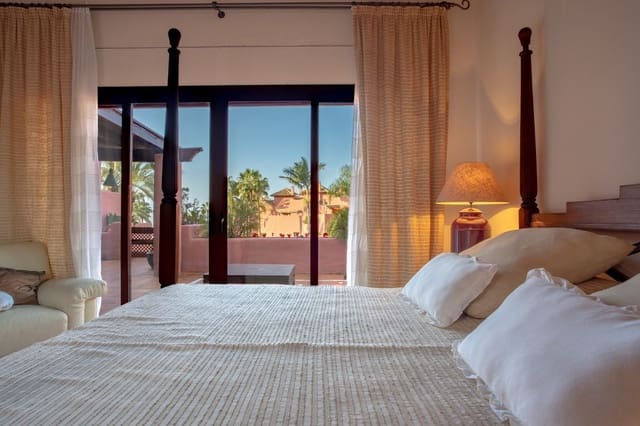 3 soverom Penthouse til salgs i Bel-Air, Estepona med svømmebasseng garasje - € 1 800 000 (Ref: 9274873)