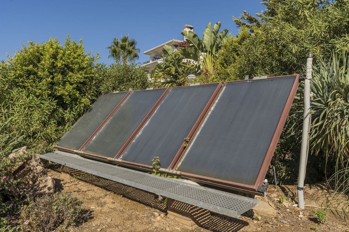 5 makuuhuone Huvila myytävänä paikassa Mijas mukana uima-altaan 
autotalli - 1 375 000 € (Ref: 9274875)