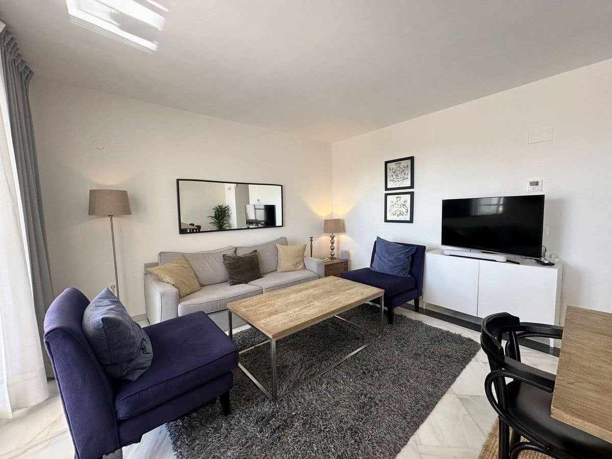 2 makuuhuone Kattohuoneisto myytävänä paikassa Marbella mukana uima-altaan - 675 000 € (Ref: 9274878)