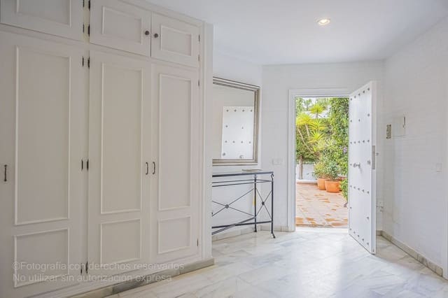 3 soveværelse Byhus til salg i Guadalmansa, Estepona med swimmingpool garage - € 635.000 (Ref: 9274887)