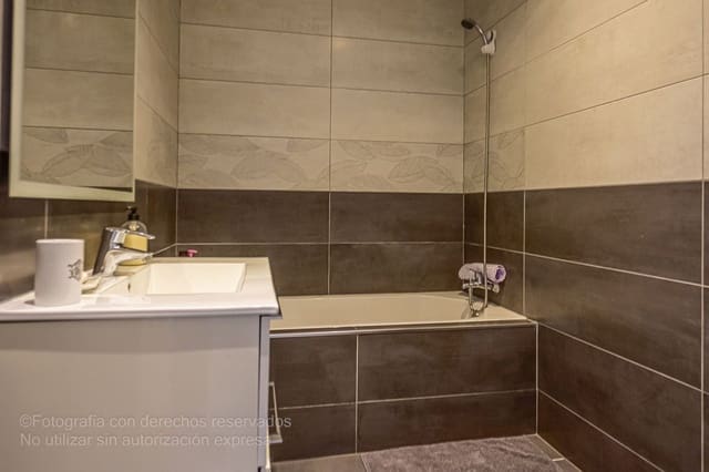 3 soveværelse Byhus til salg i Guadalmansa, Estepona med swimmingpool garage - € 635.000 (Ref: 9274887)