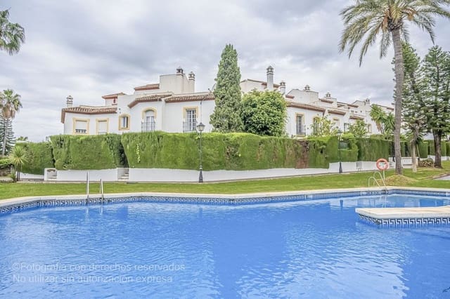 3 soveværelse Byhus til salg i Guadalmansa, Estepona med swimmingpool garage - € 635.000 (Ref: 9274887)