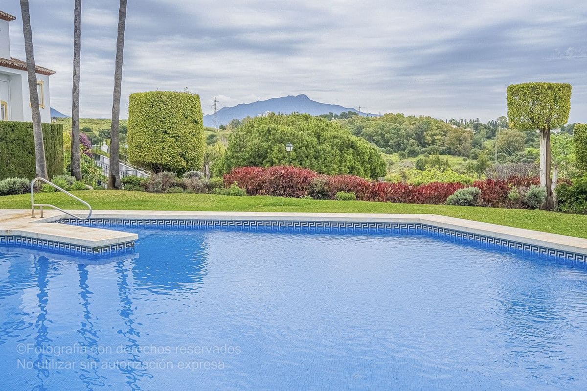 3 soveværelse Byhus til salg i New Golden Mile med swimmingpool garage - € 635.000 (Ref: 9274887)