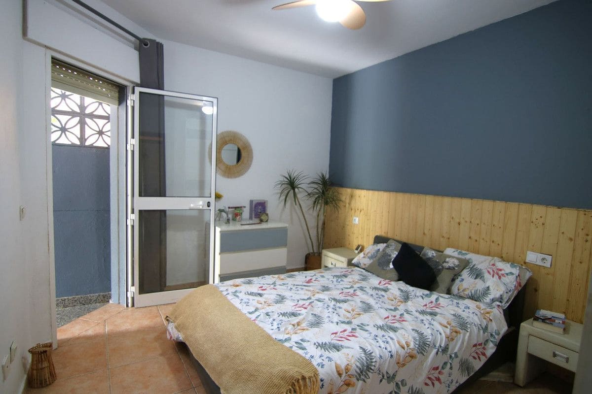 3 makuuhuone Omakotitalo myytävänä paikassa Mijas mukana uima-altaan - 350 000 € (Ref: 9274890)