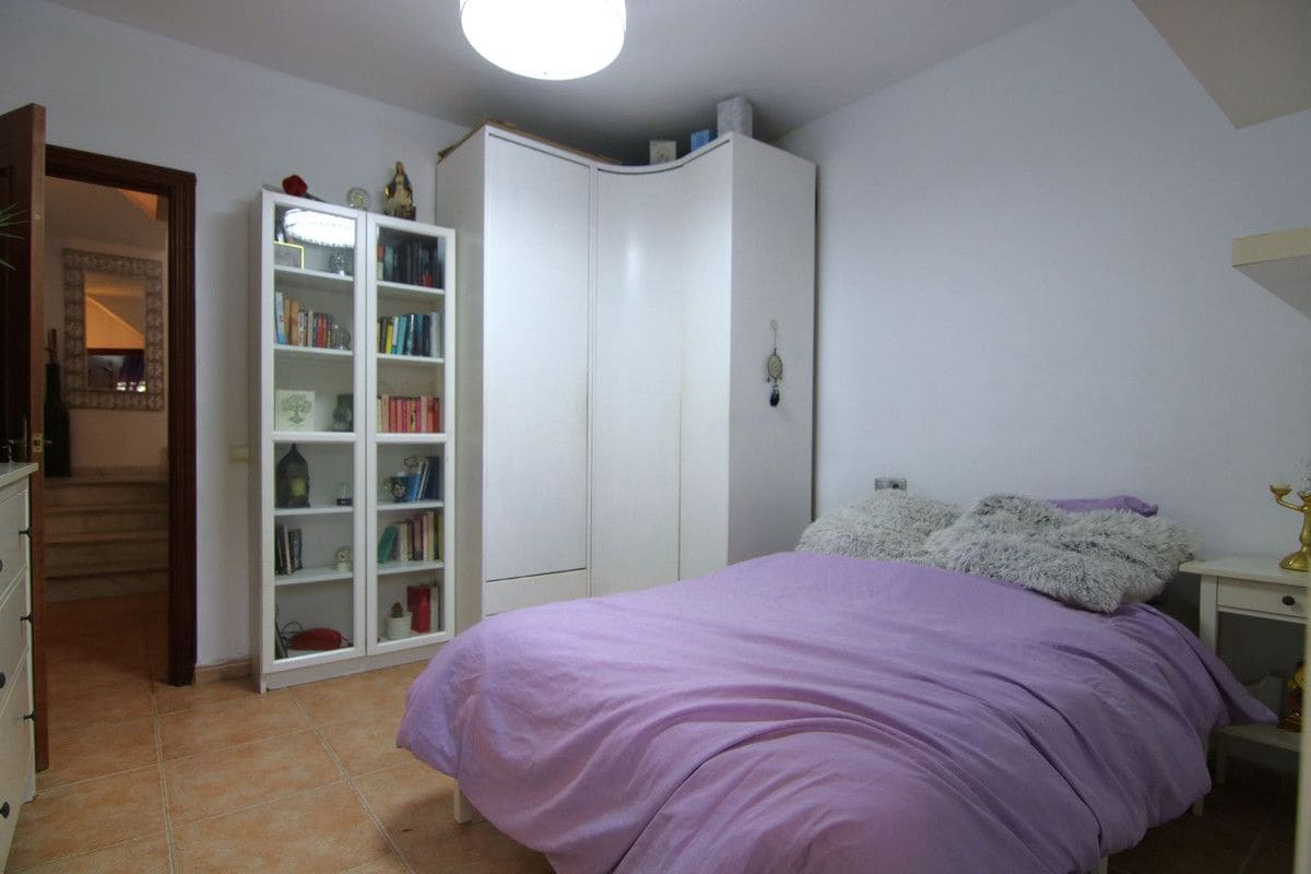 3 makuuhuone Omakotitalo myytävänä paikassa Mijas mukana uima-altaan - 350 000 € (Ref: 9274890)