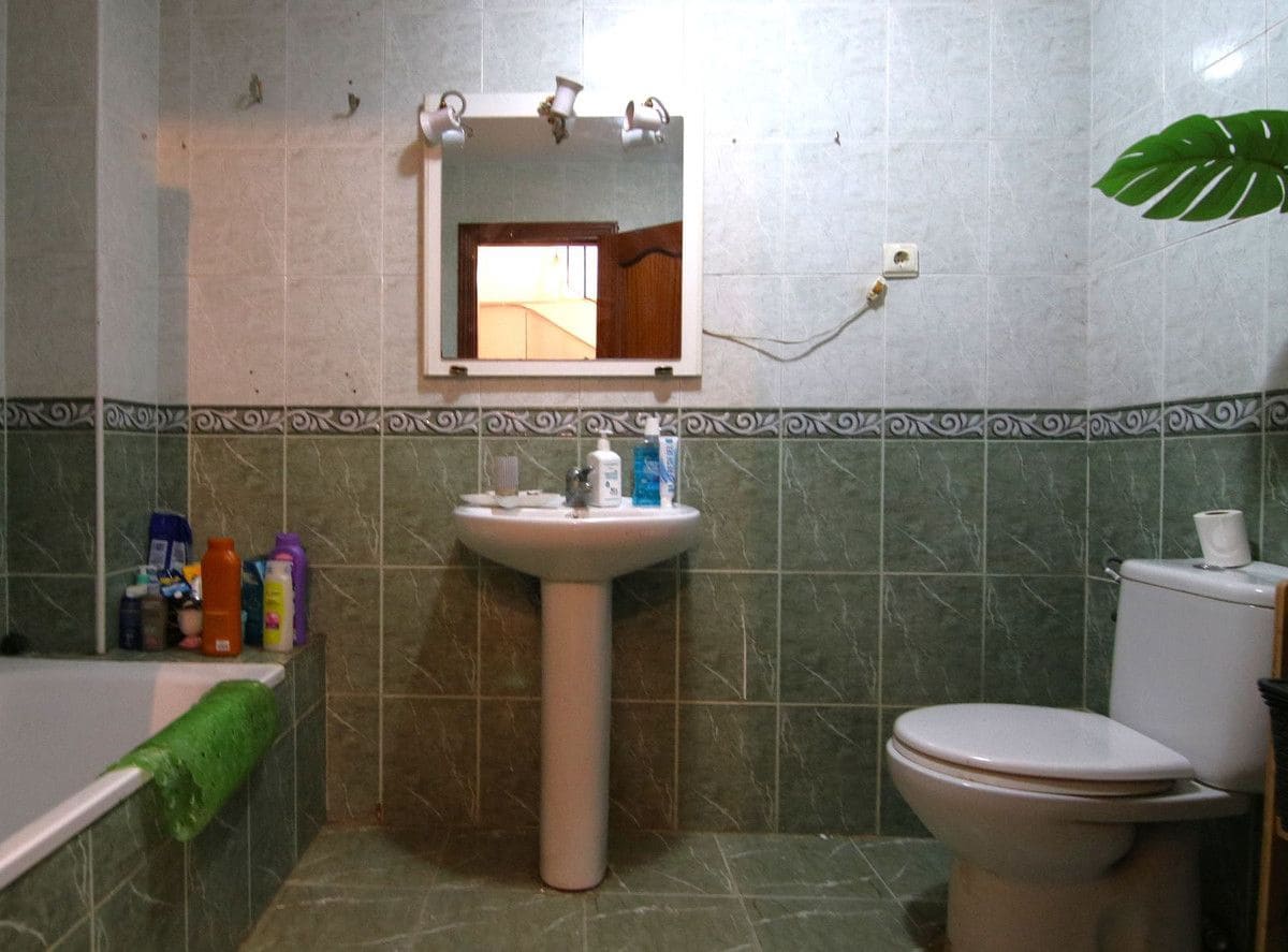 3 makuuhuone Omakotitalo myytävänä paikassa Mijas mukana uima-altaan - 350 000 € (Ref: 9274890)