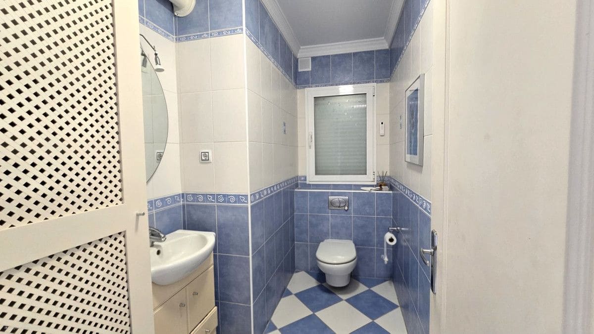 4 bedroom Villa for sale in Mijas with pool garage - € 1,249,000 (Ref: 9274893)