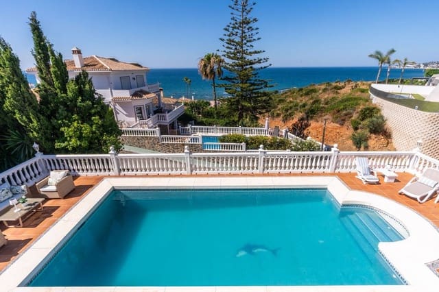 4 soveværelse Villa til salg i Centro, Mijas med swimmingpool garage - € 1.495.000 (Ref: 9274898)