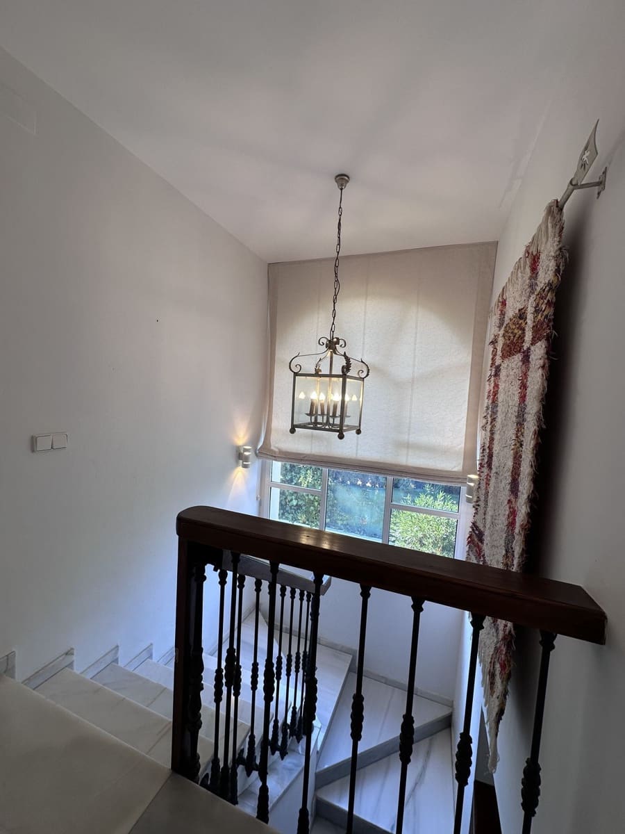 3 soverom Villa til salgs i Bel-Air med svømmebasseng garasje - € 1 350 000 (Ref: 9274900)