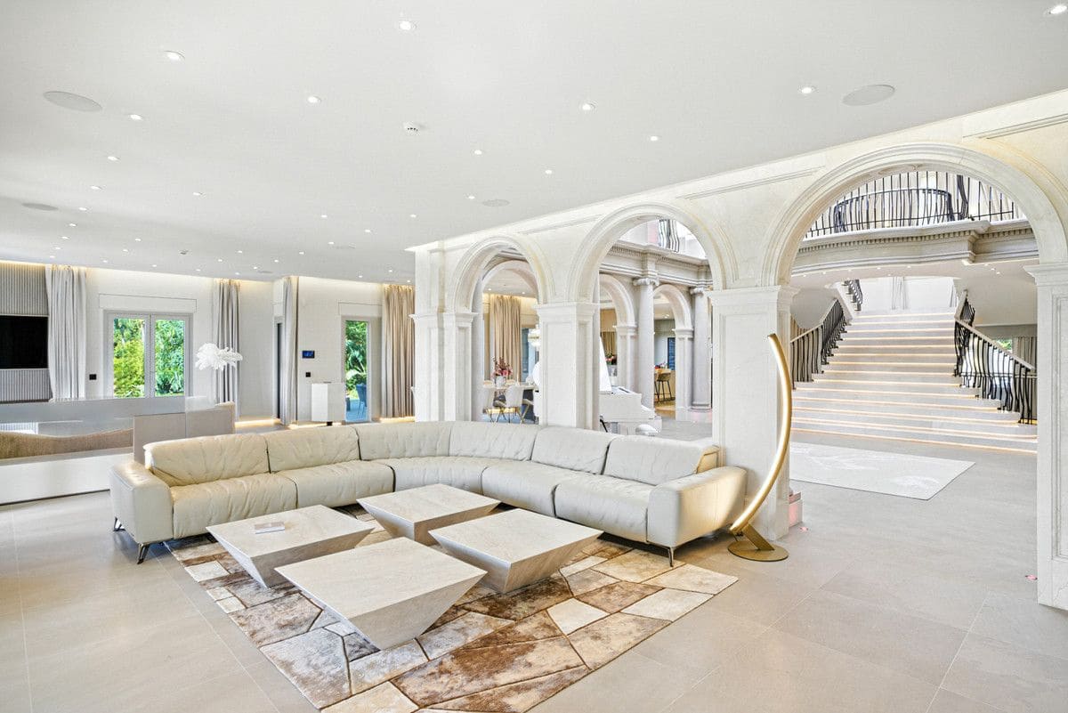 7 soveværelse Villa til salg i Marbella med swimmingpool garage - € 22.490.000 (Ref: 9274904)