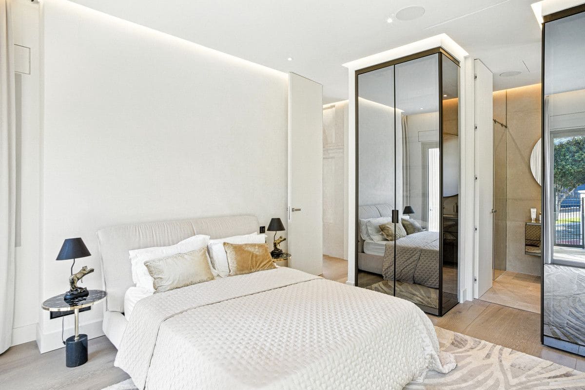 7 soveværelse Villa til salg i Marbella med swimmingpool garage - € 22.490.000 (Ref: 9274904)