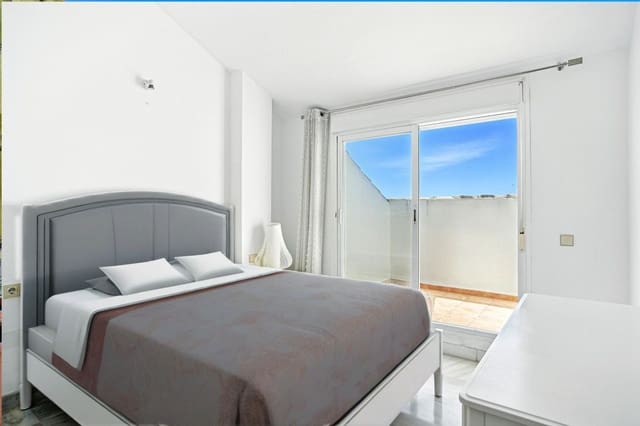 3 soveværelse Lejlighed til salg i La Carolina - Guadalpín, Marbella med swimmingpool garage - € 750.000 (Ref: 9274905)