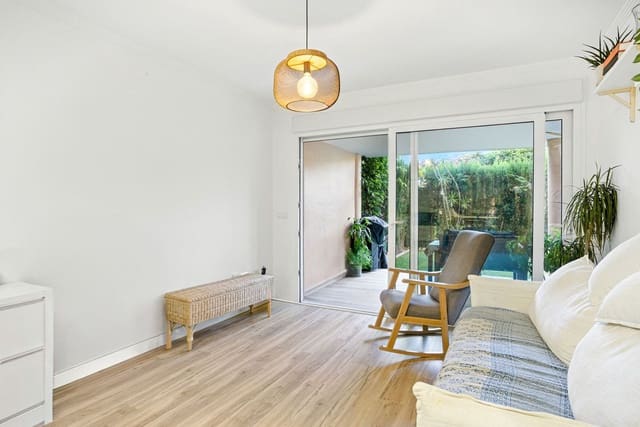 Apartamento de 2 habitaciones en Aloha Golf, Marbella en venta con piscina garaje - 412.000 € (Ref: 9274907)