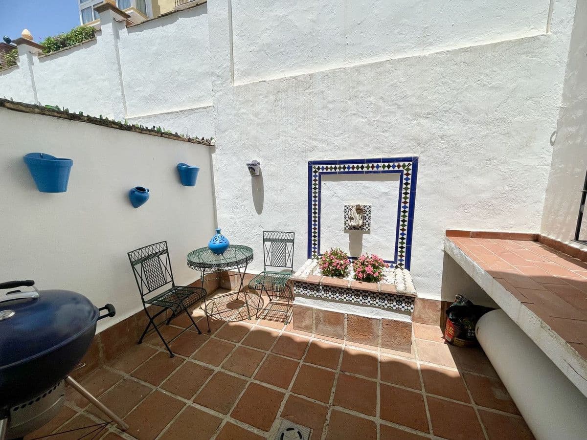 2 soverom Hus til salgs i Mijas med svømmebasseng garasje - € 449 000 (Ref: 9274914)