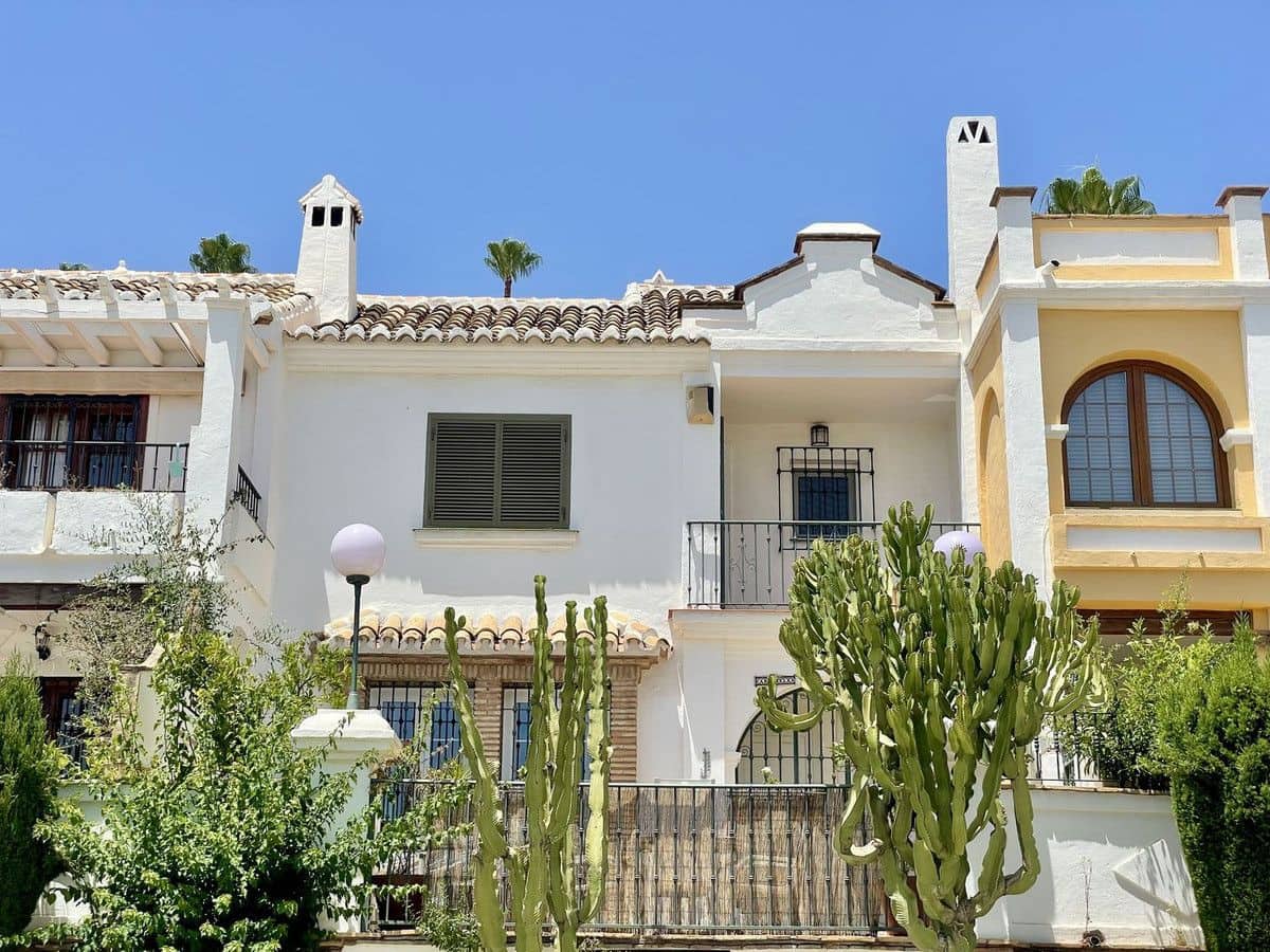 2 soverom Hus til salgs i Mijas med svømmebasseng garasje - € 449 000 (Ref: 9274914)