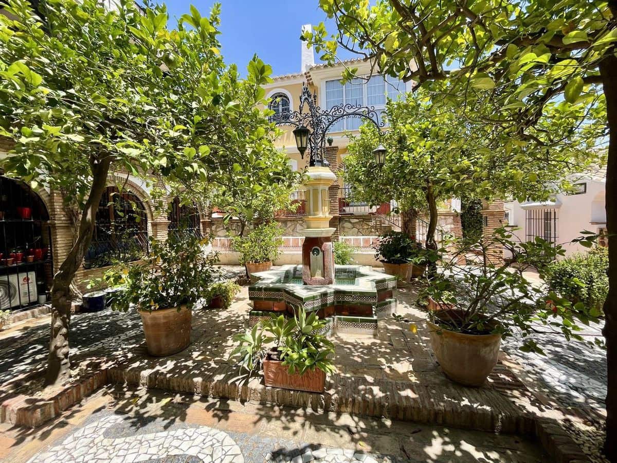 2 soverom Hus til salgs i Mijas med svømmebasseng garasje - € 449 000 (Ref: 9274914)