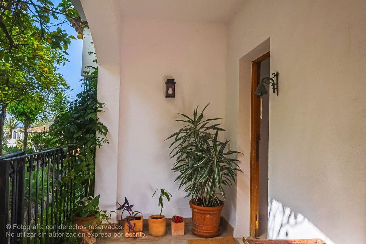 5 soverom Leilighet til salgs i Marbella med svømmebasseng garasje - € 799 000 (Ref: 9274922)