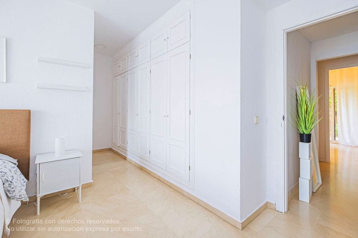 5 soverom Leilighet til salgs i Marbella med svømmebasseng garasje - € 799 000 (Ref: 9274922)