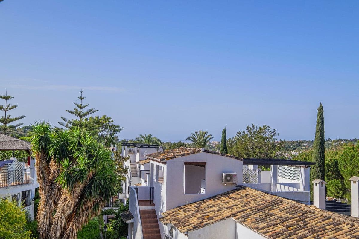 5 soverom Leilighet til salgs i Marbella med svømmebasseng garasje - € 799 000 (Ref: 9274922)