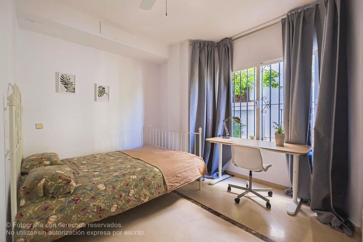 5 soverom Leilighet til salgs i Marbella med svømmebasseng garasje - € 799 000 (Ref: 9274922)