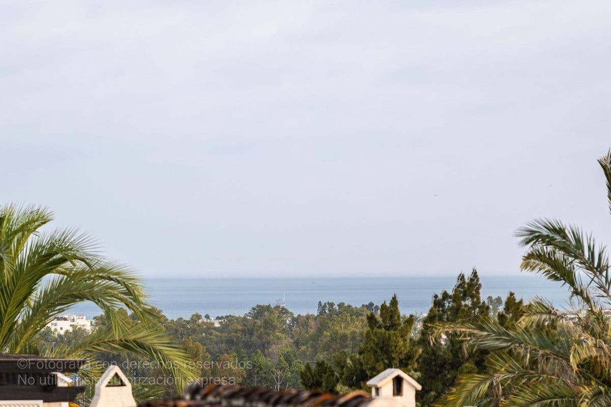 5 soverom Leilighet til salgs i Marbella med svømmebasseng garasje - € 799 000 (Ref: 9274922)