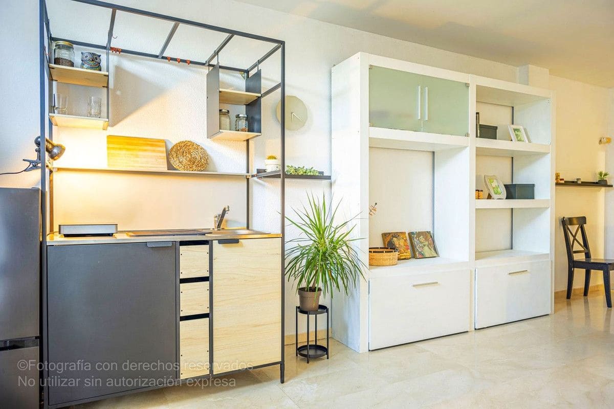 5 soverom Leilighet til salgs i Marbella med svømmebasseng garasje - € 799 000 (Ref: 9274922)