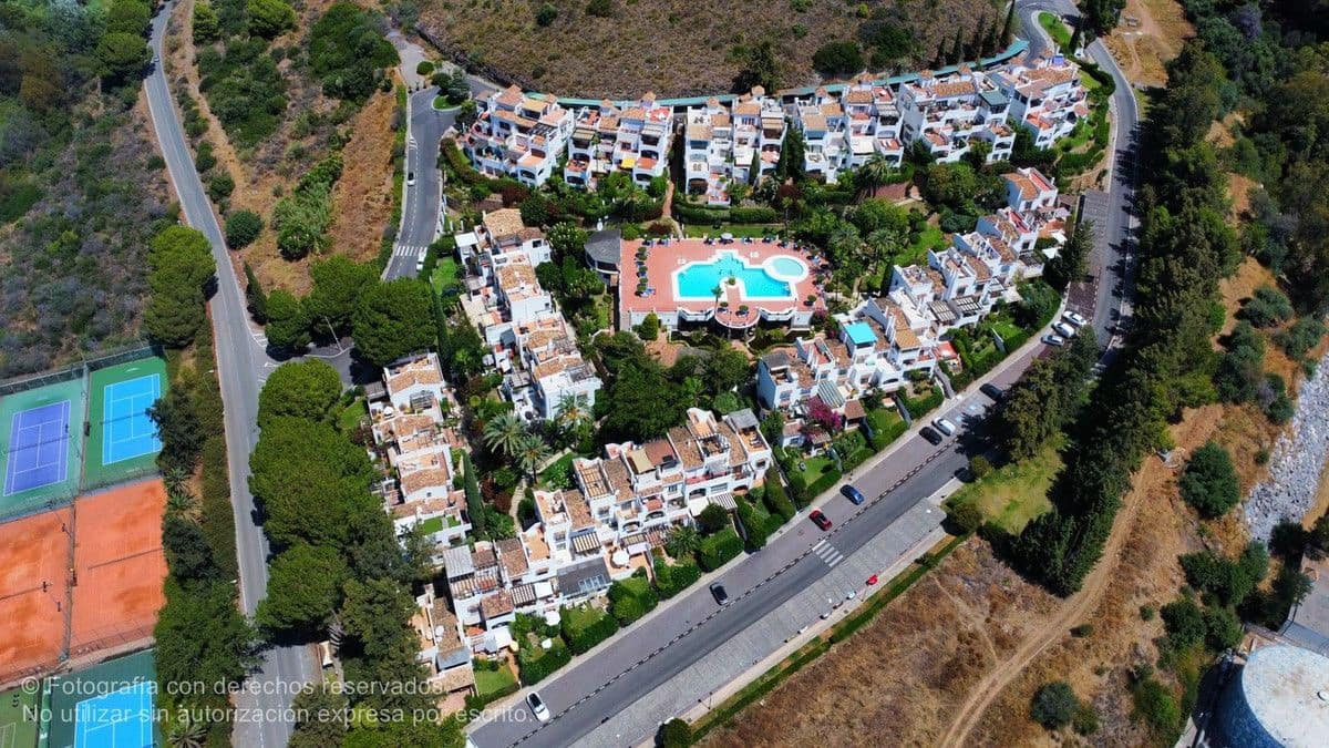 5 soverom Leilighet til salgs i Marbella med svømmebasseng garasje - € 799 000 (Ref: 9274922)