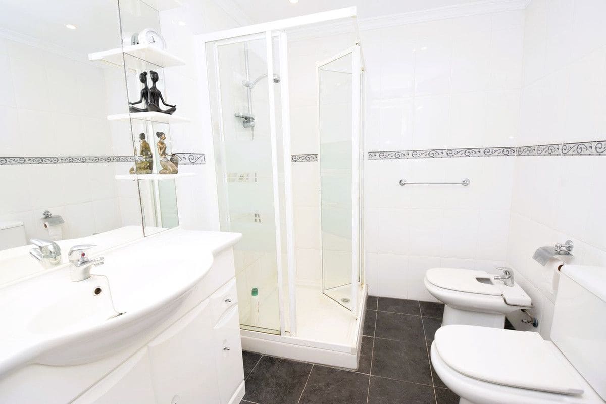 Apartamento de 3 habitaciones en Mijas en venta con piscina garaje - 595.000 € (Ref: 9274925)