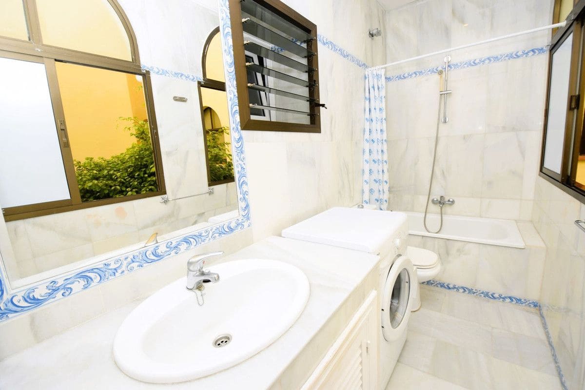 Apartamento de 3 habitaciones en Mijas en venta con piscina garaje - 595.000 € (Ref: 9274925)