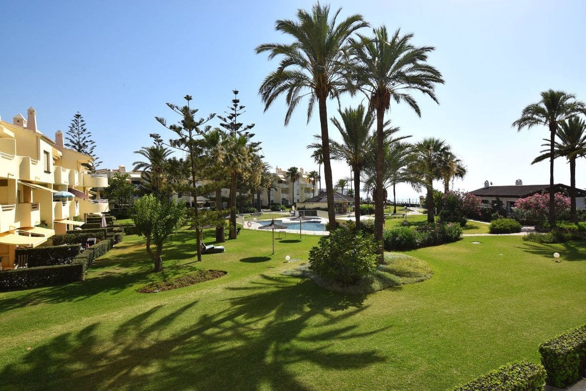 Apartamento de 3 habitaciones en Mijas en venta con piscina garaje - 595.000 € (Ref: 9274925)
