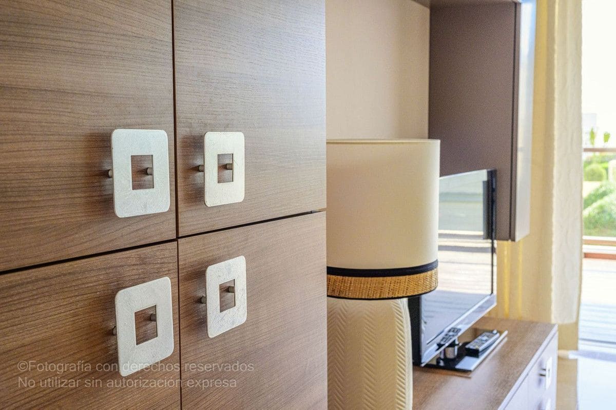 3 sypialnia Apartament na sprzedaż w Manilva z basenem garażem - 398 000 € (Ref: 9274927)