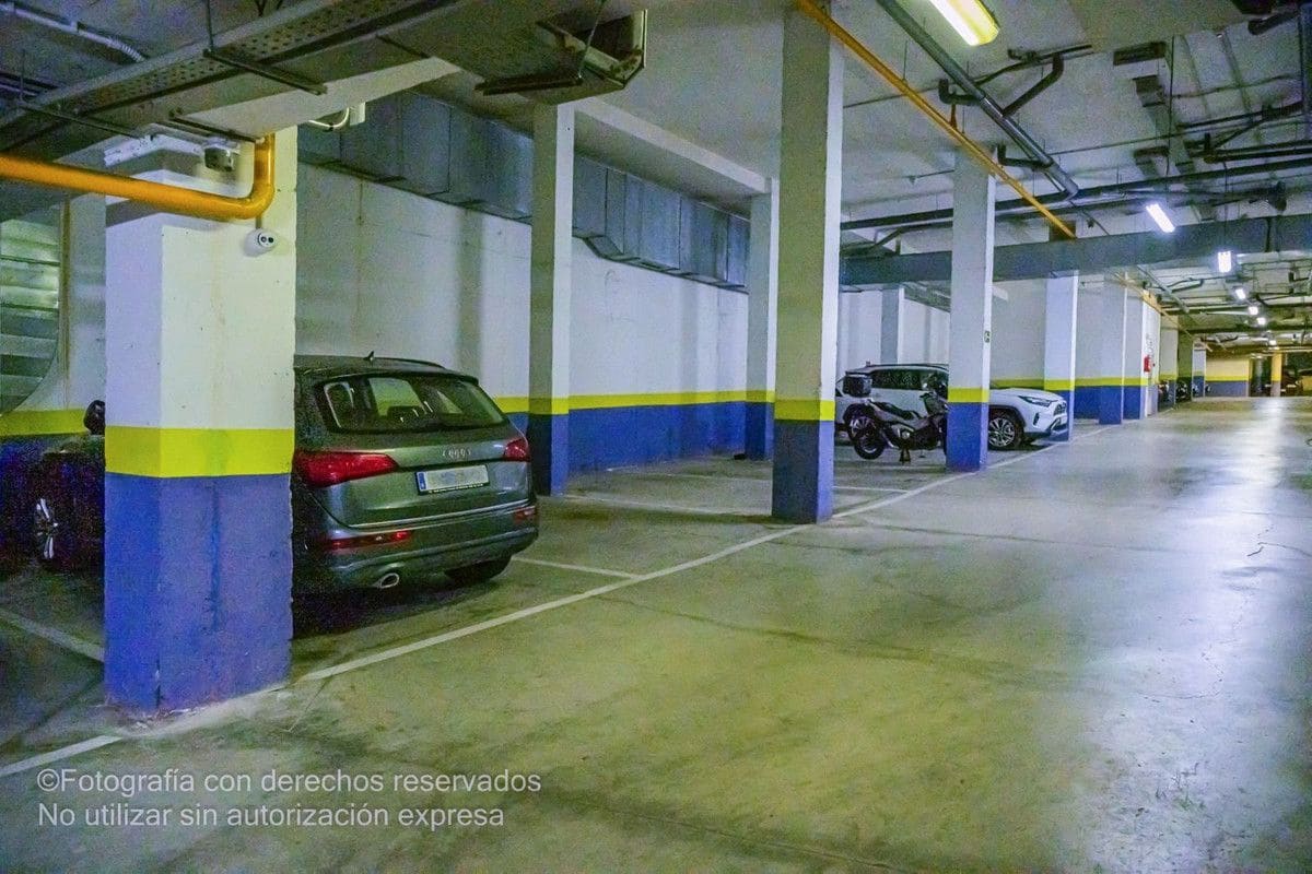 3 sypialnia Apartament na sprzedaż w Manilva z basenem garażem - 398 000 € (Ref: 9274927)