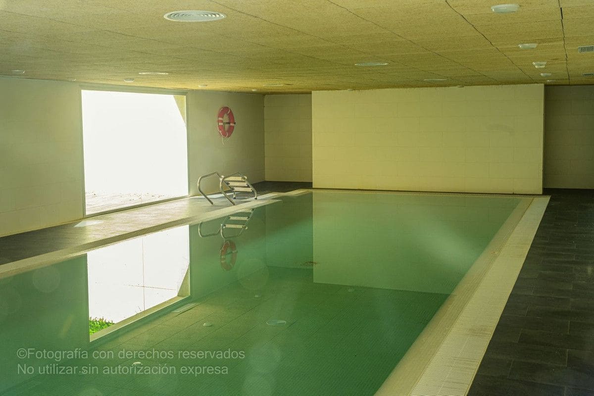 3 sypialnia Apartament na sprzedaż w Manilva z basenem garażem - 398 000 € (Ref: 9274927)