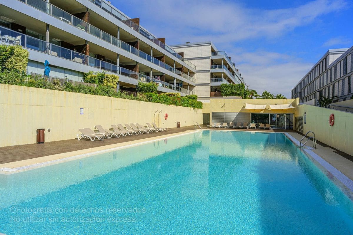 3 sypialnia Apartament na sprzedaż w Manilva z basenem garażem - 398 000 € (Ref: 9274927)