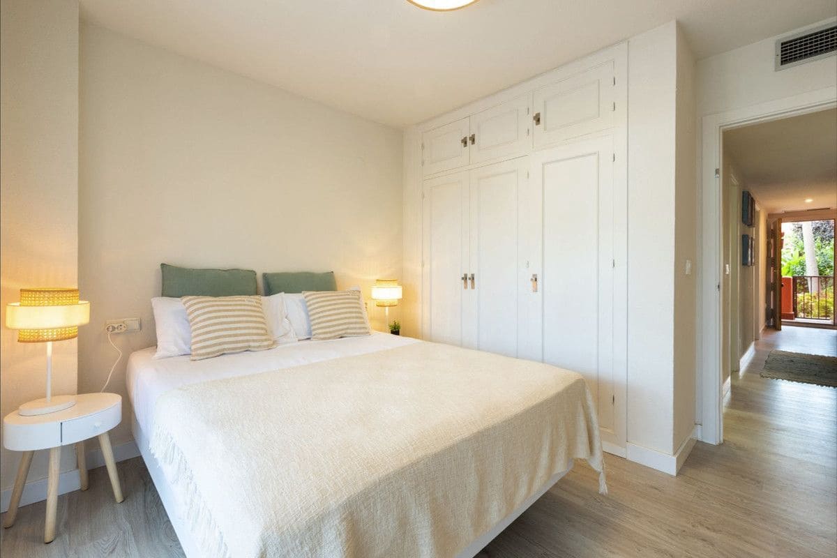 Apartamento Playa de 3 habitaciones en Marbella en venta con piscina garaje - 525.000 € (Ref: 9274928)