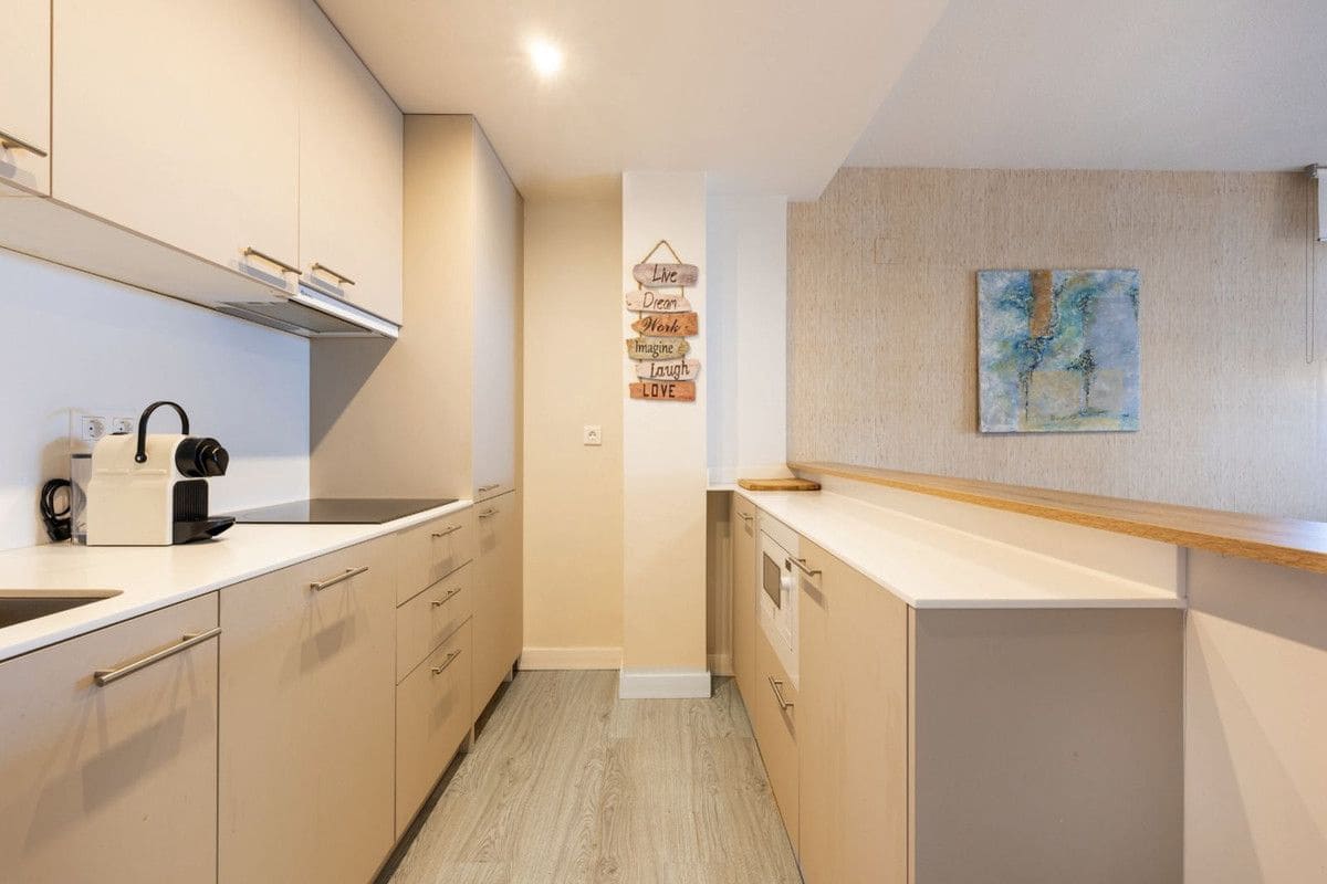 3 bedroom Beach Apartment for sale in Marbella with pool garage - € 525,000 (Ref: 9274928)