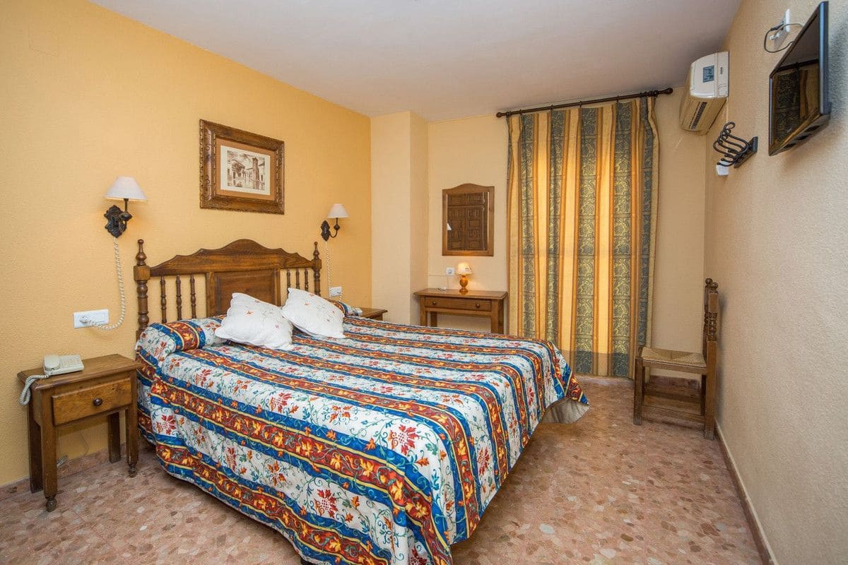 12 soveværelse Hotel til salg i Ronda - € 1.685.000 (Ref: 9274932)