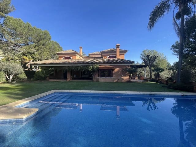 5 soverom Villa til salgs i Aloha Golf, Marbella med svømmebasseng garasje - € 4 500 000 (Ref: 9274935)