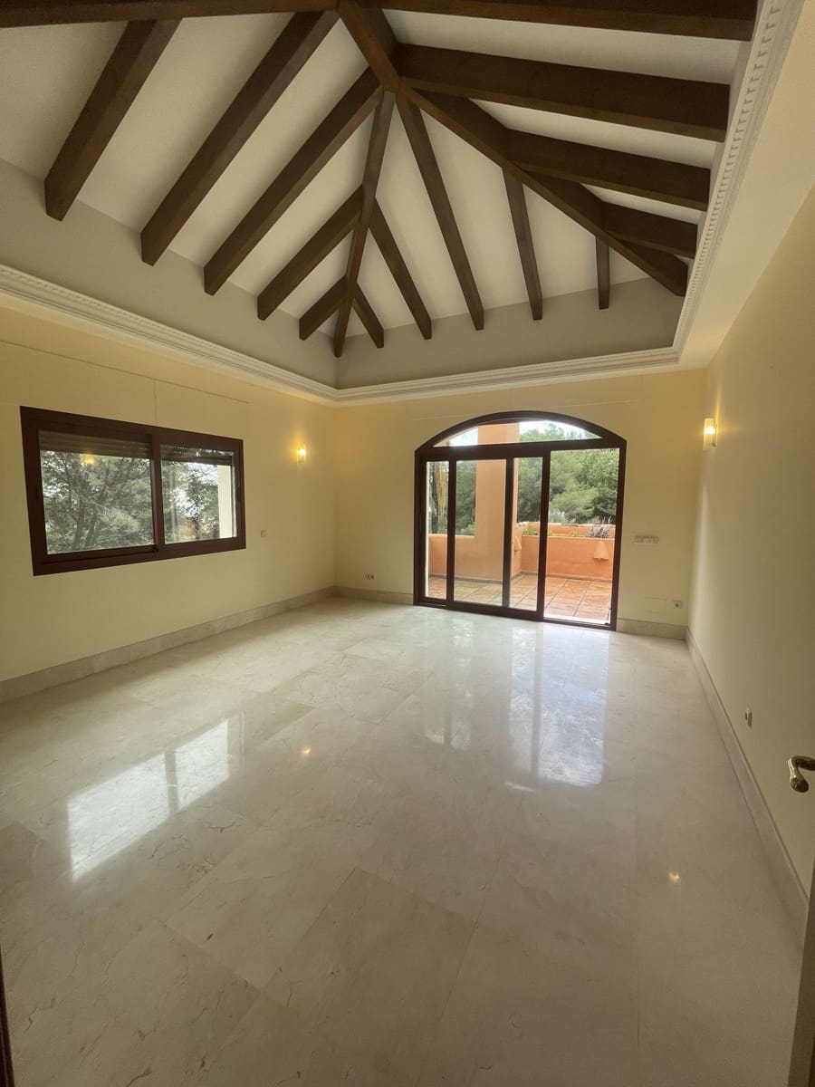 5 sypialnia Willa na sprzedaż w Marbella z basenem garażem - 4 500 000 € (Ref: 9274935)