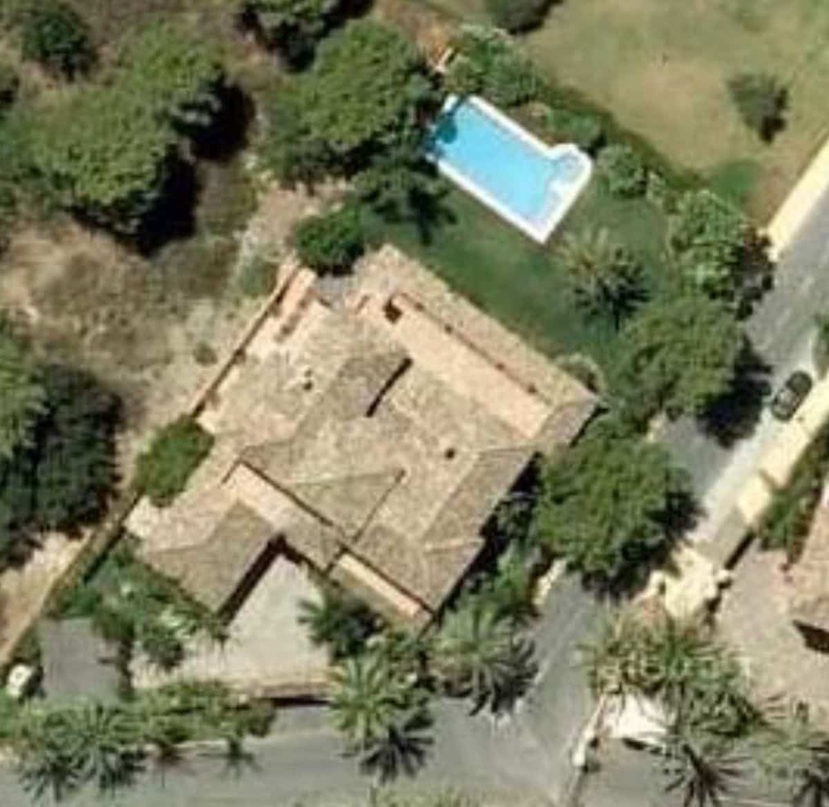 5 sypialnia Willa na sprzedaż w Marbella z basenem garażem - 4 500 000 € (Ref: 9274935)