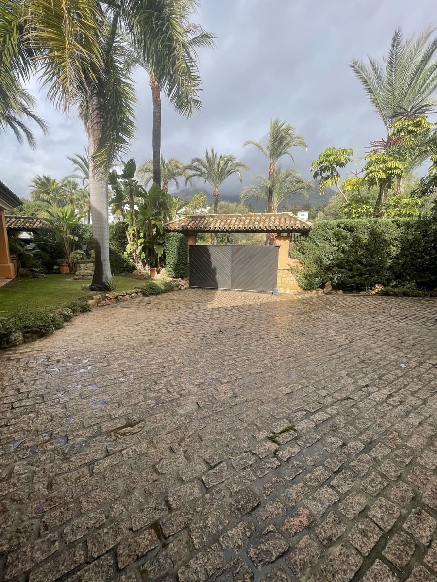 5 sypialnia Willa na sprzedaż w Marbella z basenem garażem - 4 500 000 € (Ref: 9274935)