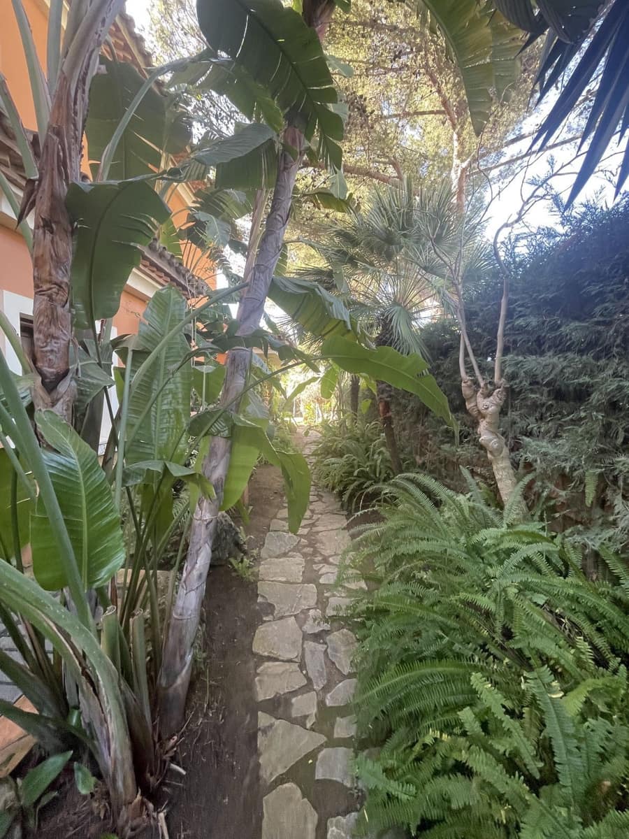 5 sypialnia Willa na sprzedaż w Marbella z basenem garażem - 4 500 000 € (Ref: 9274935)