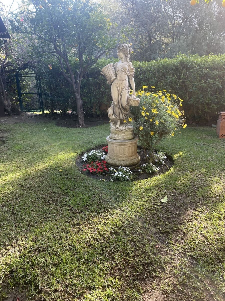 5 sypialnia Willa na sprzedaż w Marbella z basenem garażem - 4 500 000 € (Ref: 9274935)