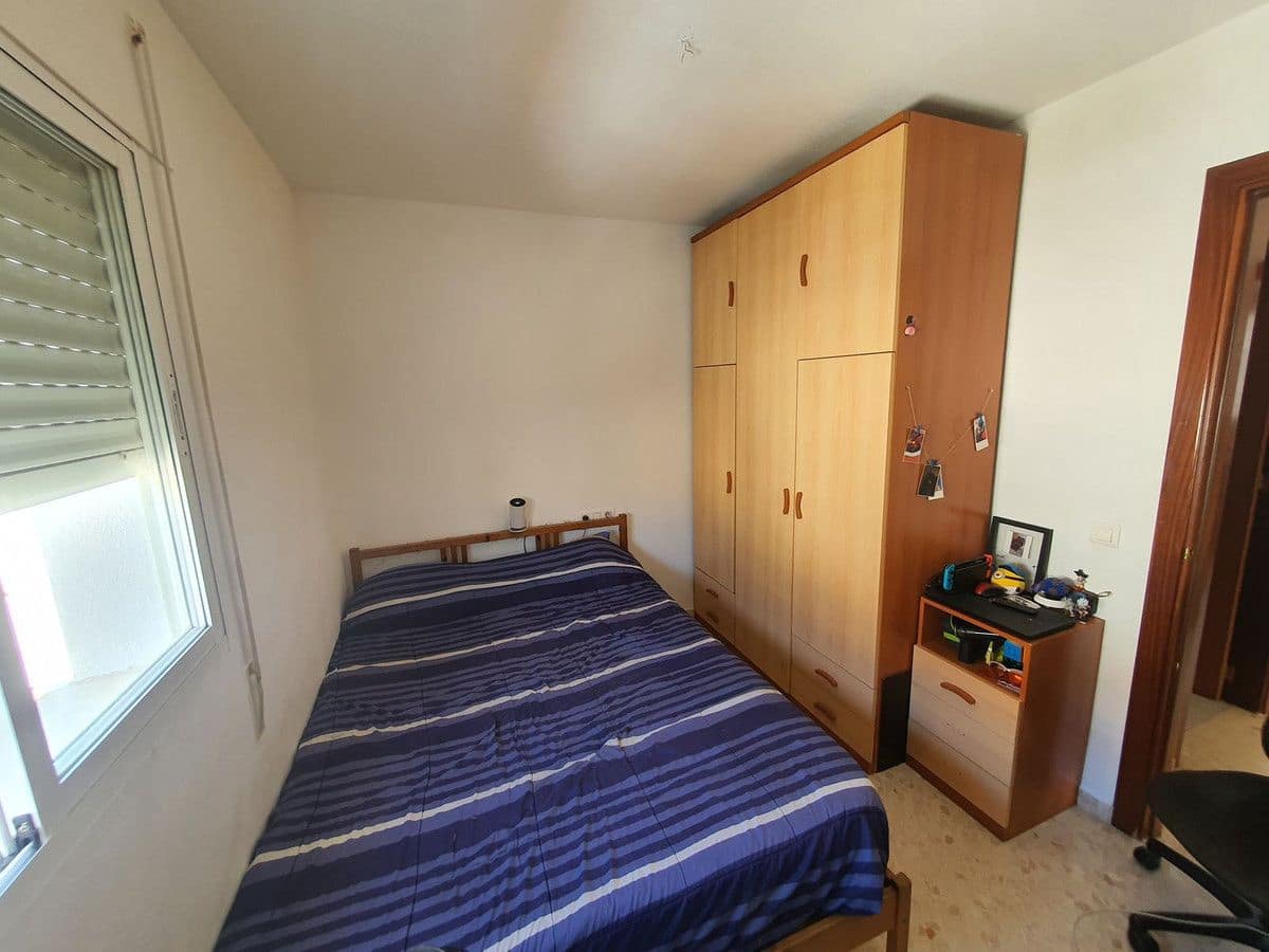 4 soveværelse Byhus til salg i Malaga by med swimmingpool garage - € 399.900 (Ref: 9274942)