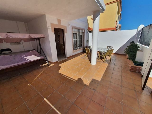 4 soveværelse Byhus til salg i Hacienda Platero, Málaga by med swimmingpool garage - € 399.900 (Ref: 9274942)